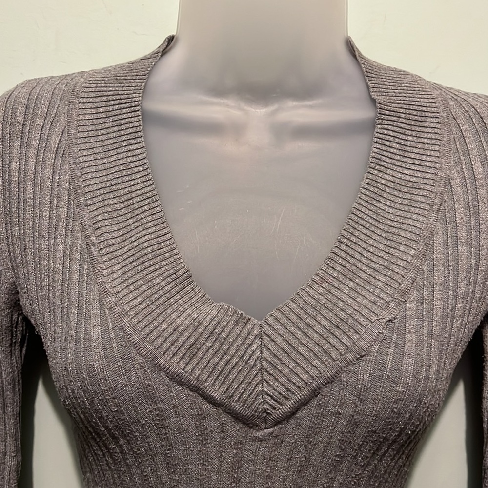 Fitted Sweatshirt - Picture 3 of 4